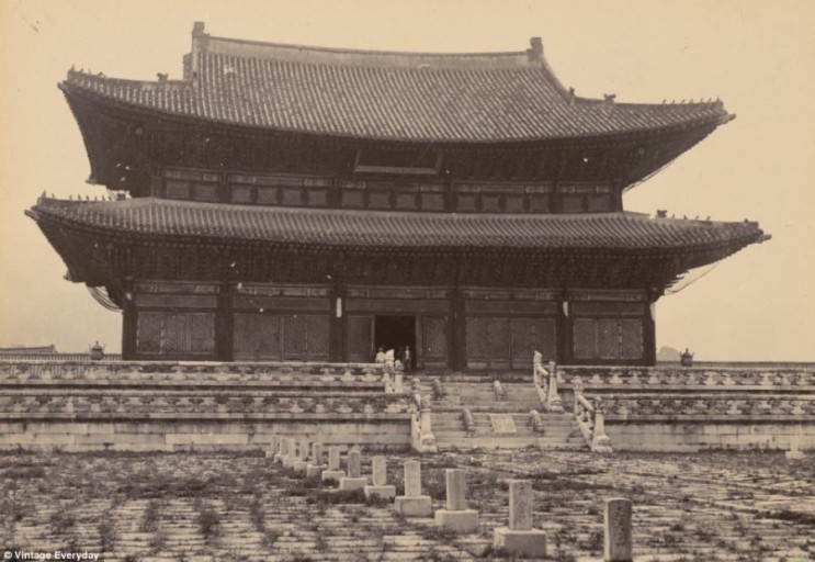 Historical photos of Gyeongbokgung Palace